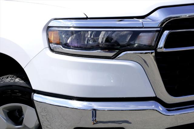 2025 RAM Ram 1500 RAM 1500 TRADESMAN CREW CAB 4X4 57 BOX