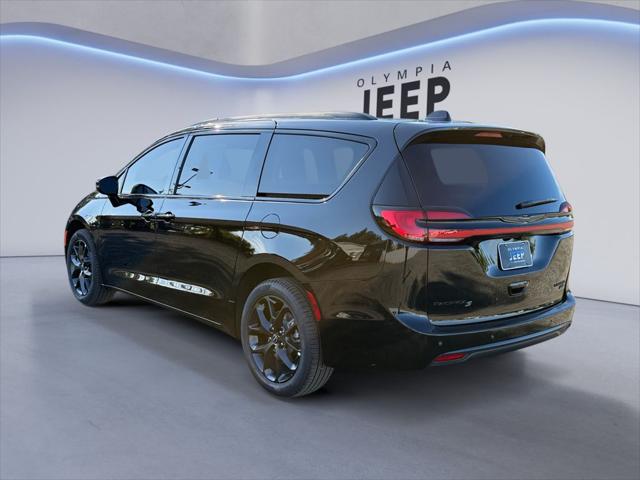 2026 Chrysler Pacifica PACIFICA LIMITED AWD