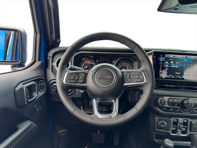 2025 Jeep Wrangler 4-Door Sahara 4x4