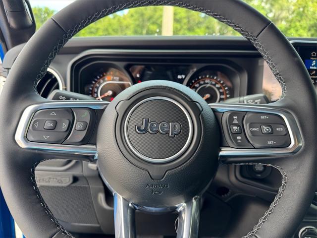 2025 Jeep Wrangler 4-Door Sahara 4x4
