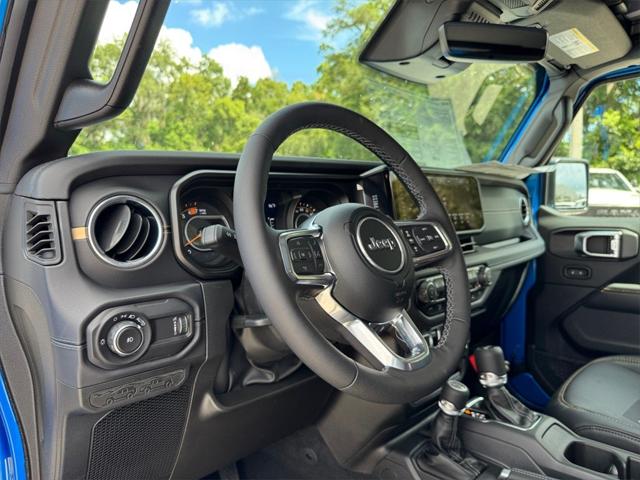 2025 Jeep Wrangler 4-Door Sahara 4x4