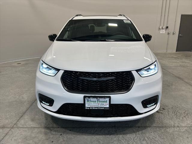 2026 Chrysler Pacifica PACIFICA LIMITED AWD