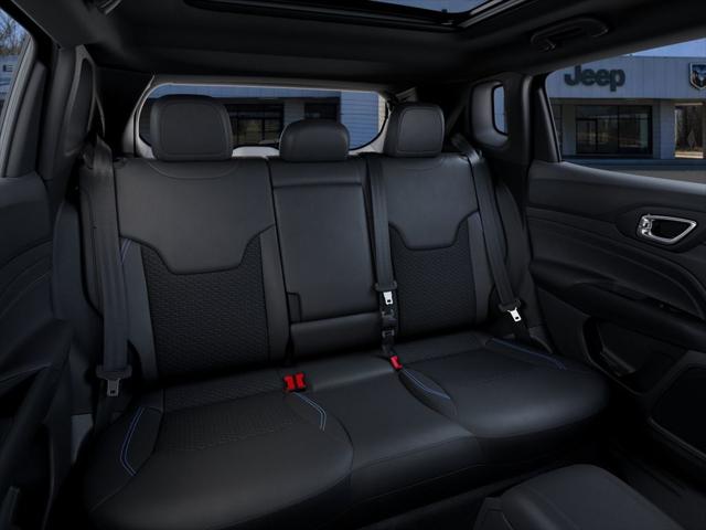 2025 Jeep Compass Latitude 4x4