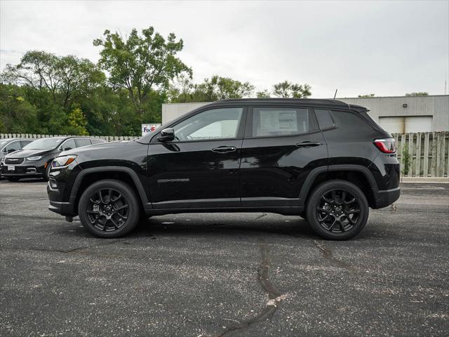 2025 Jeep Compass COMPASS LATITUDE 4X4