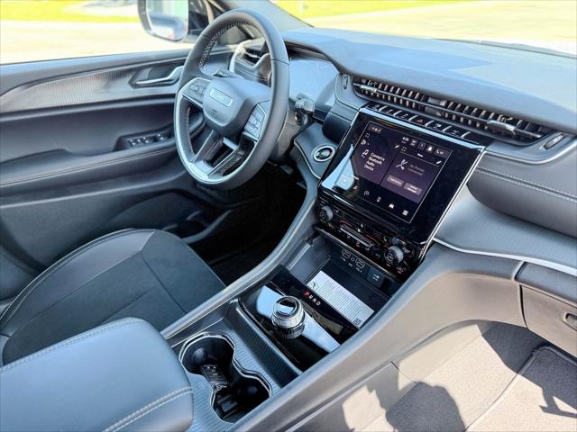 2025 Jeep Grand Cherokee GRAND CHEROKEE L ALTITUDE X 4X2