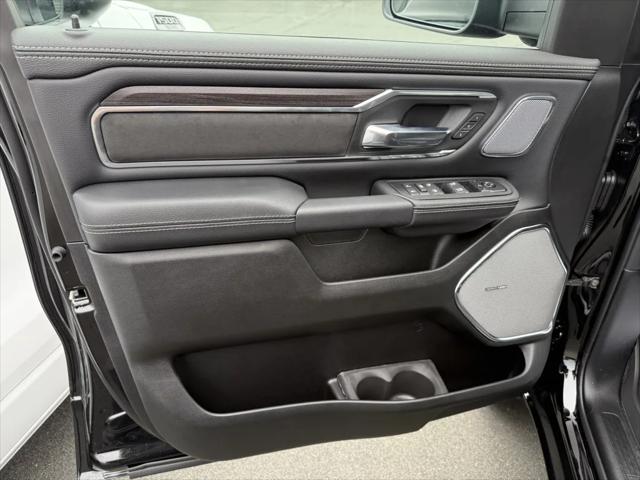 2026 Ram 1500 Laramie Crew Cab 4x4 5'7" Box