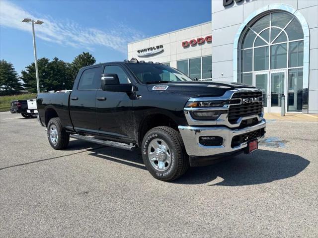 2026 RAM Ram 2500 RAM 2500 TRADESMAN CREW CAB 4X4 64 BOX