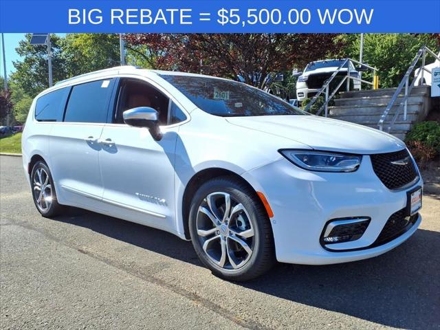 2026 Chrysler Pacifica Pinnacle for sale in Green Brook, NJ