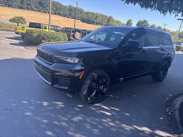 2025 Jeep Grand Cherokee Altitude X 4x4