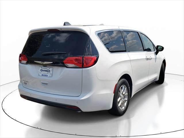 2026 Chrysler Voyager VOYAGER LX