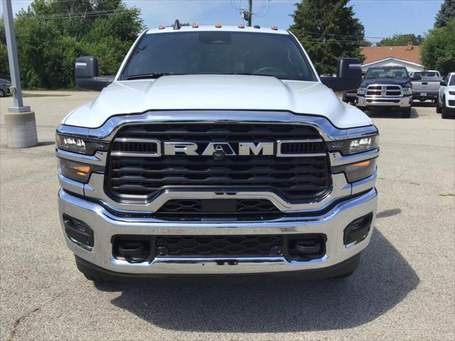 2026 RAM Ram 2500 RAM 2500 TRADESMAN CREW CAB 4X4 64 BOX