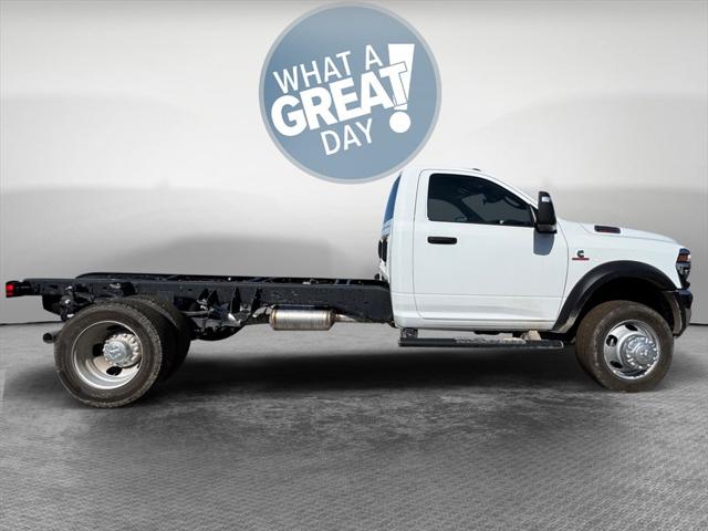 2026 RAM Ram 5500 Chassis Cab RAM 5500 TRADESMAN CHASSIS REGULAR CAB 4X4 84 CA 2026 RAM Ram 5500 Chassis Cab RAM 5500 TRADESMAN CHASSIS REGULAR CAB 4X4 84 CA