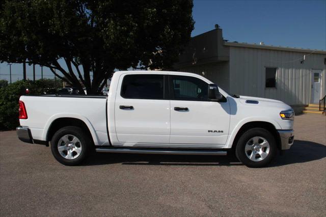 2025 RAM Ram 1500 RAM 1500 BIG HORN CREW CAB 4X4 57 BOX