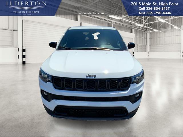 2025 Jeep Compass COMPASS LATITUDE 4X4