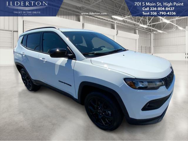 2025 Jeep Compass COMPASS LATITUDE 4X4