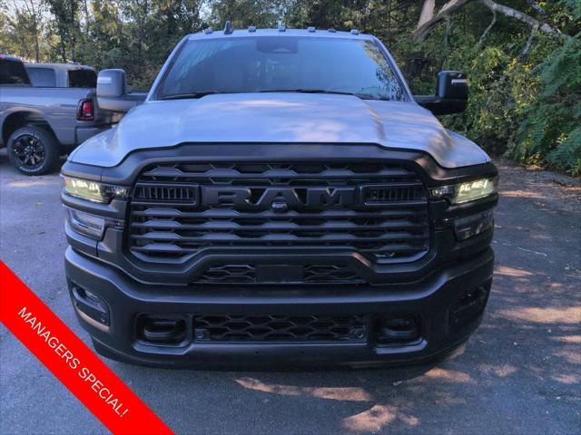 2026 RAM Ram 2500 RAM 2500 TRADESMAN CREW CAB 4X4 64 BOX