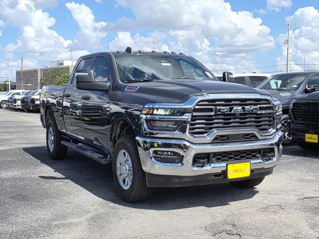 2026 RAM Ram 2500 RAM 2500 TRADESMAN CREW CAB 4X4 64 BOX