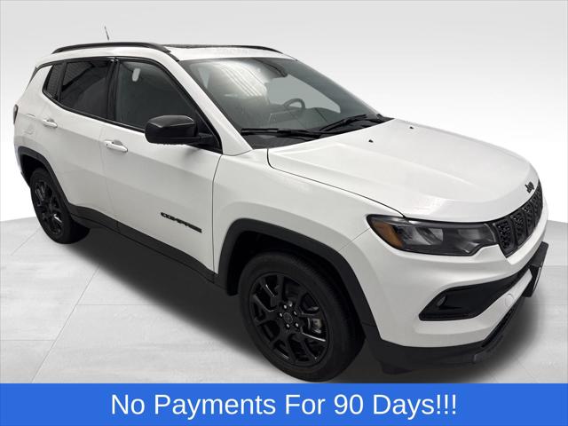2025 Jeep Compass COMPASS LATITUDE 4X4