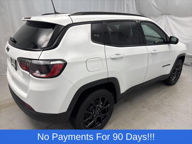 2025 Jeep Compass COMPASS LATITUDE 4X4