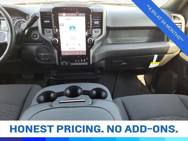 2026 RAM Ram 3500 RAM 3500 TRADESMAN CREW CAB 4X4 8 BOX