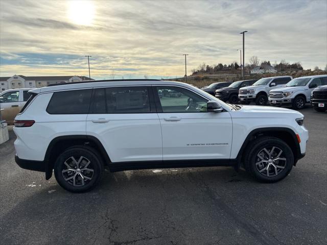 2025 Jeep Grand Cherokee GRAND CHEROKEE L LIMITED 4X4