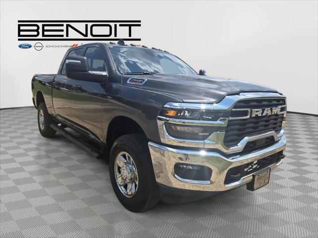 2026 RAM Ram 2500 RAM 2500 TRADESMAN CREW CAB 4X4 64 BOX 2026 RAM Ram 2500 RAM 2500 TRADESMAN CREW CAB 4X4 64 BOX