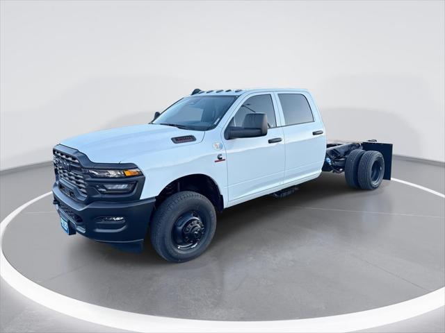 2026 RAM Ram 3500 Chassis Cab RAM 3500 TRADESMAN CREW CAB CHASSIS 4X4 60 CA