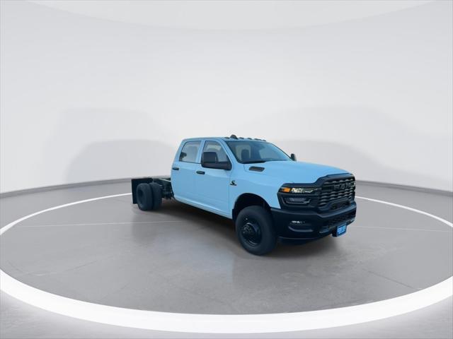2026 RAM Ram 3500 Chassis Cab RAM 3500 TRADESMAN CREW CAB CHASSIS 4X4 60 CA
