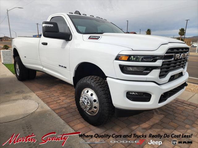 2026 RAM Ram 3500 RAM 3500 BIG HORN REGULAR CAB 4X4 8 BOX