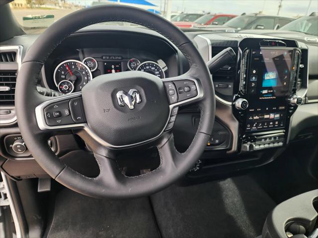 2026 RAM Ram 3500 RAM 3500 BIG HORN REGULAR CAB 4X4 8 BOX