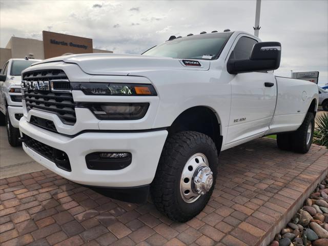 2026 RAM Ram 3500 RAM 3500 BIG HORN REGULAR CAB 4X4 8 BOX