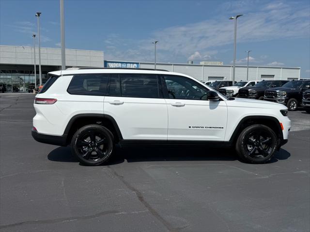 2025 Jeep Grand Cherokee GRAND CHEROKEE L ALTITUDE X 4X2