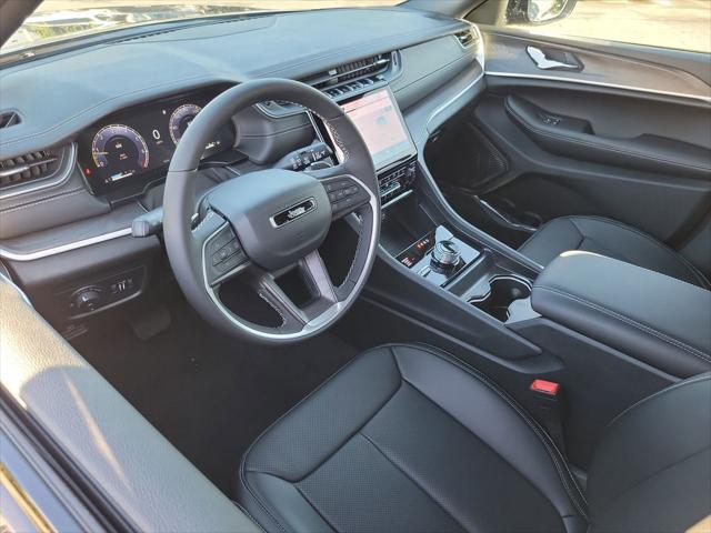 2025 Jeep Grand Cherokee GRAND CHEROKEE L LIMITED 4X4 2025 Jeep Grand Cherokee GRAND CHEROKEE L LIMITED 4X4