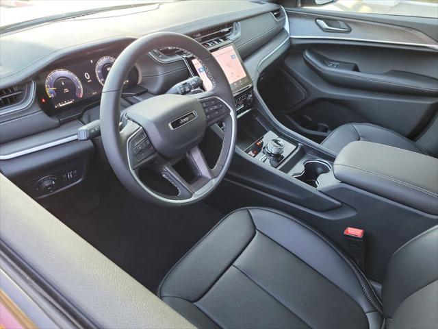 2025 Jeep Grand Cherokee GRAND CHEROKEE L LIMITED 4X4 2025 Jeep Grand Cherokee GRAND CHEROKEE L LIMITED 4X4