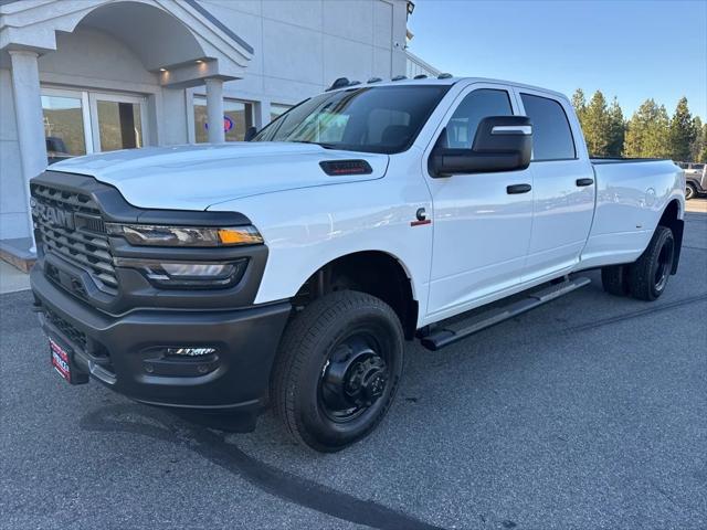 2025 RAM Ram 3500 RAM 3500 TRADESMAN CREW CAB 4X4 8 BOX