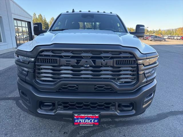 2025 RAM Ram 3500 RAM 3500 TRADESMAN CREW CAB 4X4 8 BOX