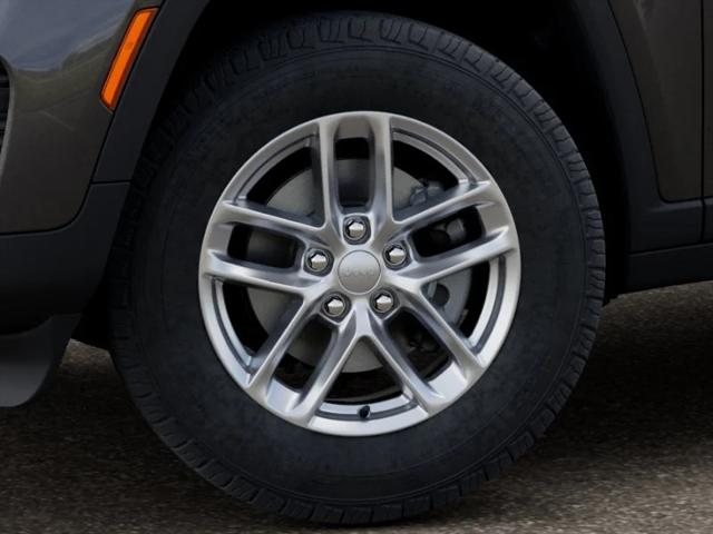 2025 Jeep Grand Cherokee Laredo X 4x4
