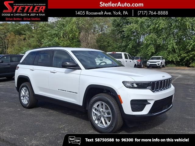 2025 Jeep Grand Cherokee GRAND CHEROKEE LAREDO X 4X4