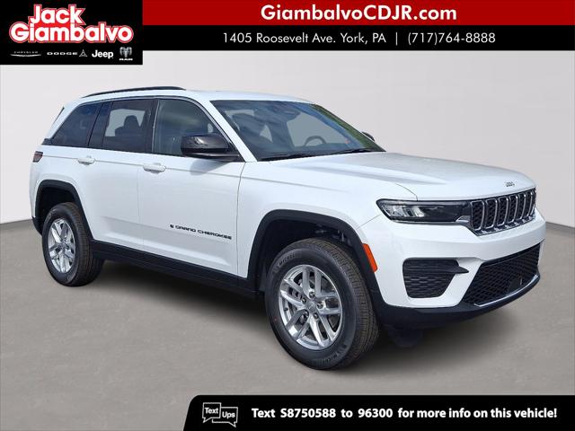 2025 Jeep Grand Cherokee GRAND CHEROKEE LAREDO X 4X4 2025 Jeep Grand Cherokee GRAND CHEROKEE LAREDO X 4X4