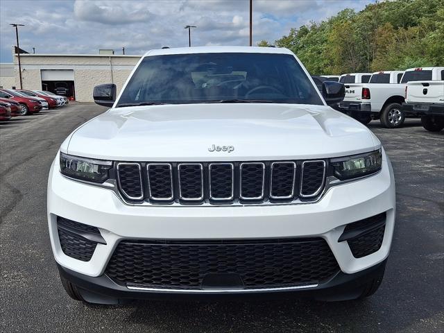 2025 Jeep Grand Cherokee GRAND CHEROKEE LAREDO X 4X4 2025 Jeep Grand Cherokee GRAND CHEROKEE LAREDO X 4X4