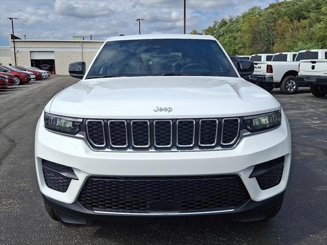 2025 Jeep Grand Cherokee Laredo X 4x4