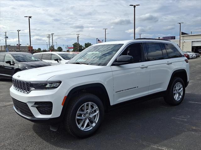 2025 Jeep Grand Cherokee Laredo X 4x4