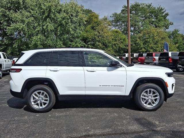 2025 Jeep Grand Cherokee Laredo X 4x4