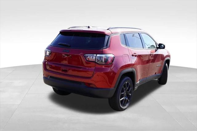 2025 Jeep Compass COMPASS LATITUDE 4X4