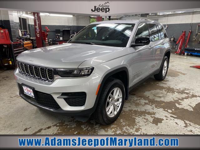 2025 Jeep Grand Cherokee GRAND CHEROKEE LAREDO X 4X4