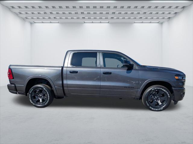 2025 RAM Ram 1500 RAM 1500 BIG HORN CREW CAB 4X2 57 BOX