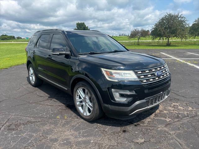 2017 Ford Explorer XLT 2017 Ford Explorer XLT