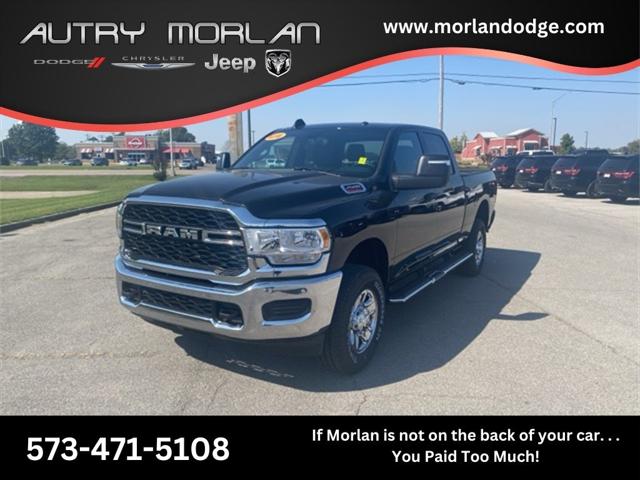 2024 RAM 2500 Tradesman Crew Cab 4x4 64 Box