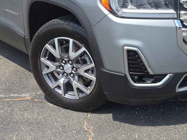 2023 GMC Acadia AWD SLT