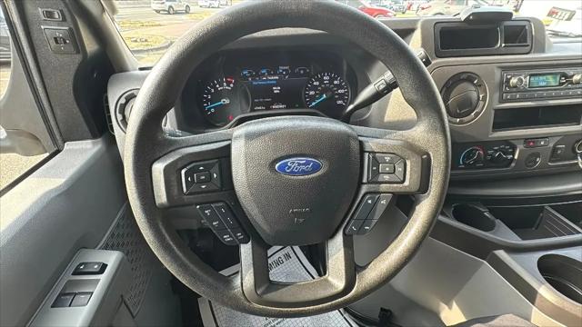 2022 Ford E-450 Cutaway Base